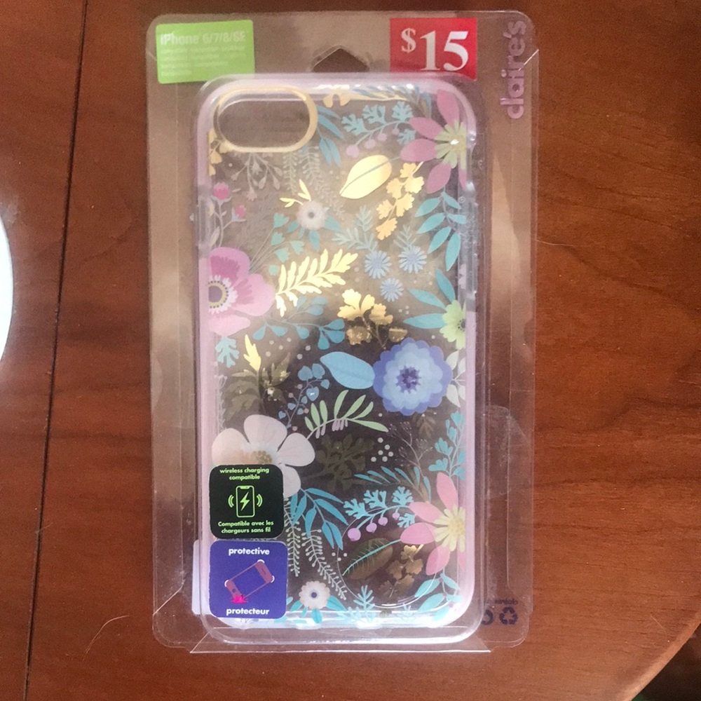 IPhone 6/7/8 SE Floral Phone  Case - Multicolor- NWT
